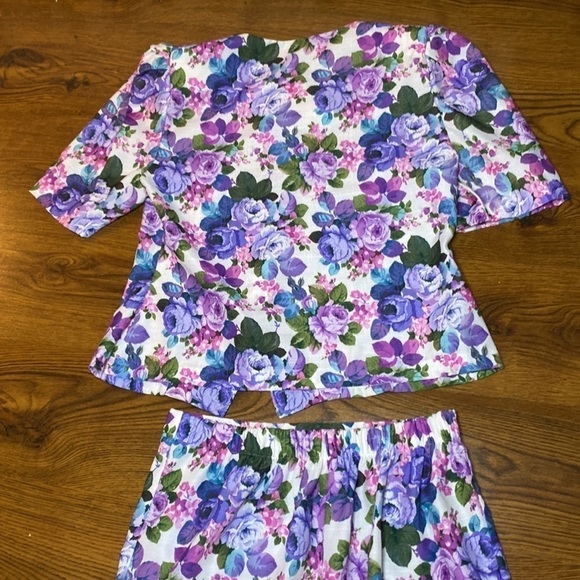 🌷EXPRESS Plus🌷 Vintage Floral Skirt & Top Casual Suit  Set - Picture 9 of 15